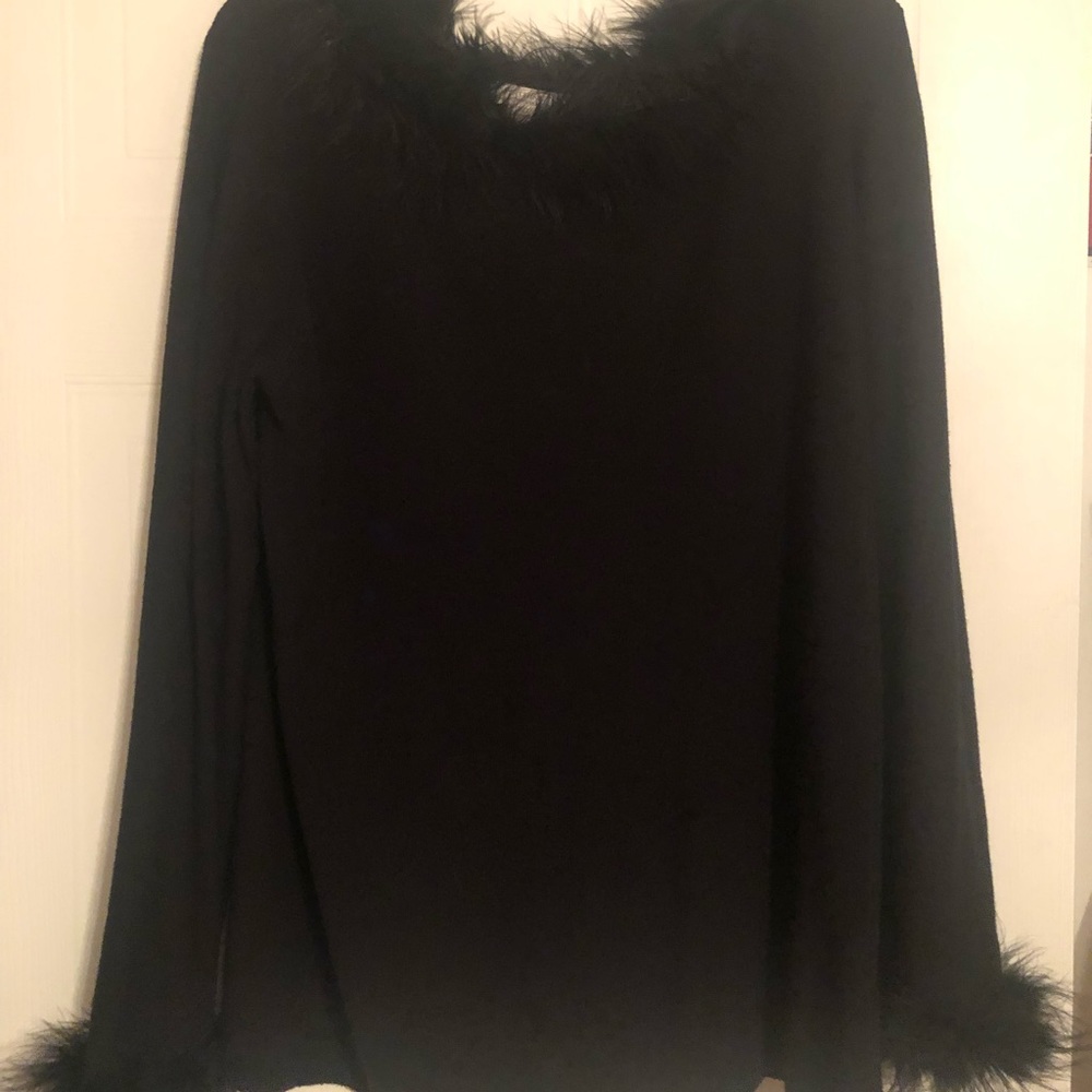 Feathered Black Top - 1X